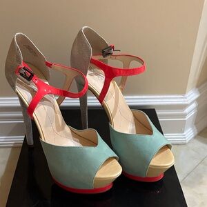 Boutique 9 Red and Mint Heels